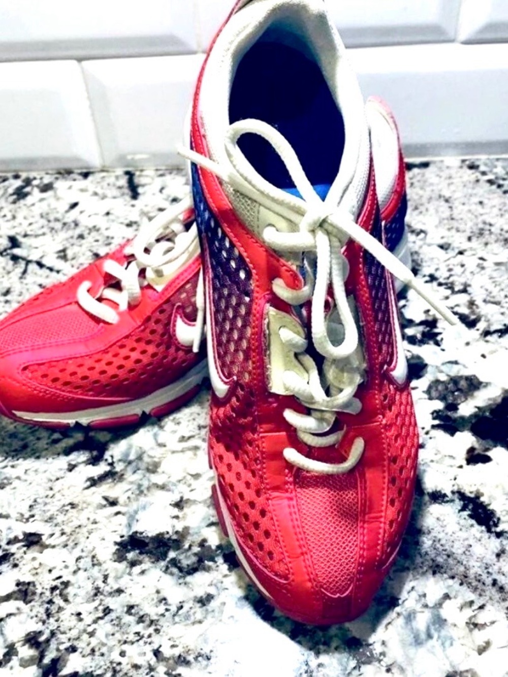 Nike Zoom Sneakers Size 5